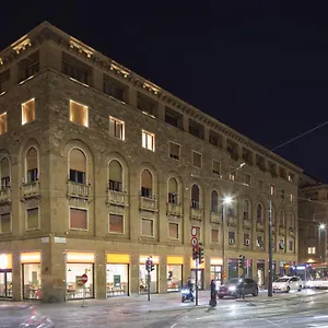 https://five-stars-florence-luxury-apartments-with-jacuzzi.it-tuscanyhotel.com
