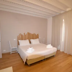 https://tambu-apartments.catania-hotels.net